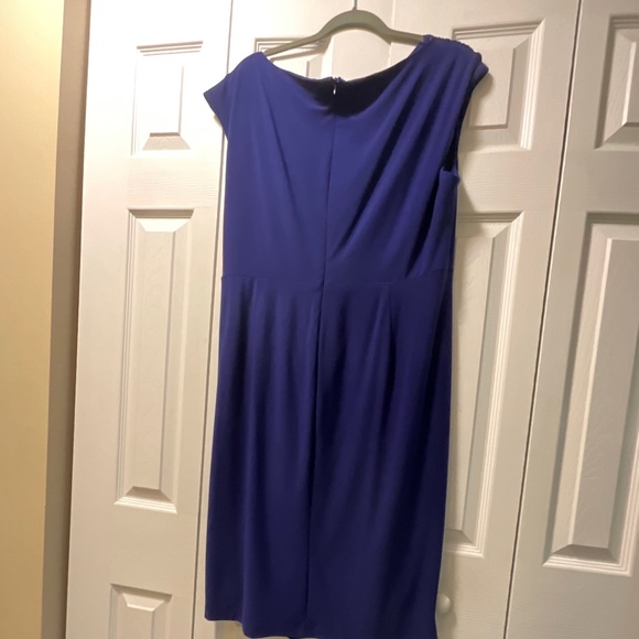 Washable Evan Picone twist front sleeveless dress, Deep purple color, size 16W - Picture 3 of 6